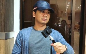 Raditya Dika Bagikan Klarifikasi Sang Fotografer, Sebut Pocong Google Maps Viral Berpose 'Genit'