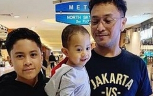 Batal Terjun Ke Politik, Giring Ganesha Santai Posting Foto Bareng Anak