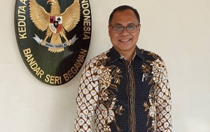 Guru Besar UI Kritik Wacana Rekrut Rektor Asing Tiru Singapura, Singgung Politisasi Jabatan di PTN
