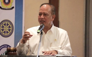 Dapat Sinyal Lampu Hijau Dari Jokowi, Menristekdikti Bakal 'Impor' Rektor Asing Mulai 2020