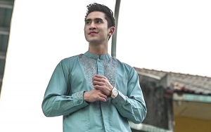  Verrell Bramasta Kenakan Busana Muslim,  Didoakan Netter Jadi Calon Imam Yang Baik