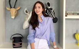 SNSD Kumpul Berdelapan, Jessica Cuek Unggah Selfie Cantik Pakai Dress Mirip Tiffany