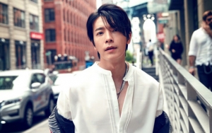 Donghae SuJu Curi Perhatian di Konser EXO Gara-Gara Benda di Tangannya Ini