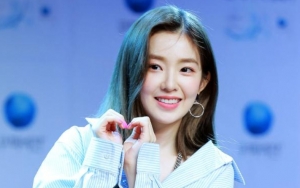 Bedak Irene Red Velvet di Bandara Dibilang Terlalu Tebal Gara-Gara Wajah Seputih Tembok