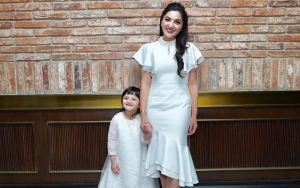  Sebelum Dihujat Riya' Pamer Ibadah, Ashanty Beri Penjelasan Ini Di Foto Sholat Bersama Buah Hati