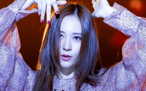 Krystal f(x) Berangkat ke Jepang Sembunyi-Sembunyi untuk Konser 'SMTOWN'