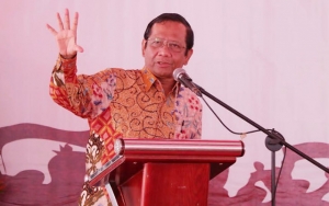 Mahfud MD Berduka Mbah Moen Tutup Usia: Beliau Wafat di Tempat yang Dicintainya
