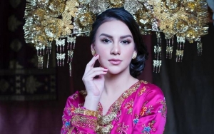 Irish Bella Super Cantik di Pemotretan Kehamilan, Netter: Bidadari Atau Manusia?