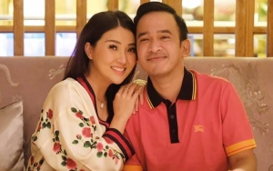 Ruben Onsu Bagikan Foto Istri Cuci Baju Pakai Tangan, Kesederhanaan Sarwendah Bikin Salut