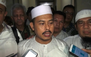 Tepis Tuduhan Rizieq Shihab Serobot Doa di Makam Mbah Moen, FPI Jelaskan Kronologi Kejadian