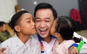 Anak Angkat Ruben Onsu Pamit, Tangisan Thalia Onsu Bikin Netter Terharu