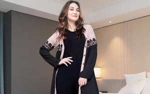 Luna Maya Rilis Lipstik Dihadiri Putri Jokowi-Dian Sastro, Fans: Teman Berkelas Anti Nikung