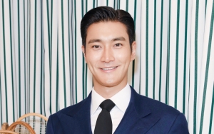Siwon SuJu Ganteng-Ganteng Ngulek Rujak di Fanmeeting Jakarta Bikin Fans Histeris