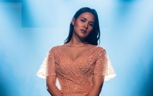 'Pamer' Sarapan di Kolam Resort Mewah, Raisa Malah Dikira Cuci Baju