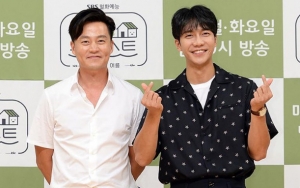 Cinta Lee Seung Gi Tak Dibalas Lee Seo Jin di Konferensi Pers 'Little Forest', Netizen Malah Ngakak