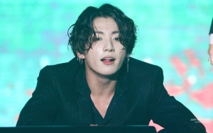 Jungkook BTS Kelewat Hot, Rambut Gondrong Basah Karena Keringat Bikin Tergila-Gila