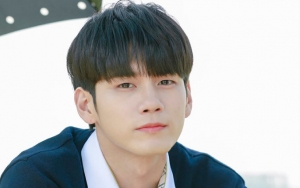 Ong Sung Woo Dipuji Lebih Imut dari Bayi yang Digendongnya di 'Moment at Eighteen'
