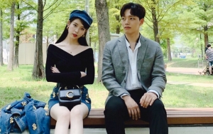 IU dan Yeo Jin Goo Foto Dempet di Sela Syuting 'Hotel Del Luna', Netizen Geregetan