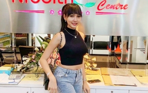 Lucinta Luna Pakai Gaun 'Taplak' Saat Musim Dingin Dicibir Norak, Bentuk Kaki Makin Mirip 'Laki'