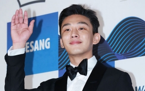 Yoo Ah In Diejek Mirip Penjahat Usai Pamer Kepala Plontos dan Tubuh Berisi