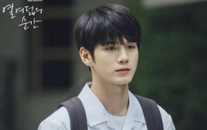 Kostum Ong Sung Woo Saat Kencan Perdana di 'Moment at Eighteen' Jadi Sorotan 