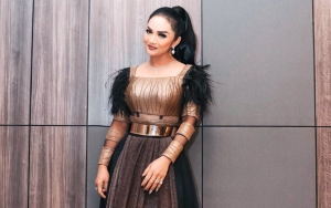 Sempat Dikritik Menor Saat Kondangan, Krisdayanti 'Tampar' Haters Tampil Cetar Dandan ala India 