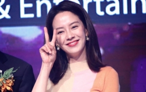 Song Ji Hyo Tebar Selfie Bareng Cowok Cakep di Hari Ulang Tahun, Siapa?