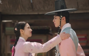 Cha Eunwoo Cemburu Berat Saat Shin Se Kyung Ngintip Pria Mandi di 'Rookie Historian Goo Hae Ryung'