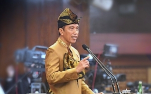 Jokowi Minta Anggota Dewan Tak Sering-Sering Studi Banding ke LN: Informasi Ada di Smartphone
