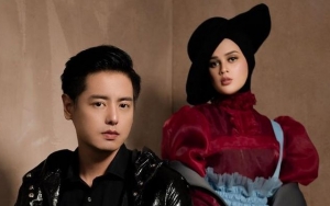 Roger Danuarta 'Oppa Korea' Jalani Siraman, Cut Meyriska Digendong Saat Prosesi Mano Pucok