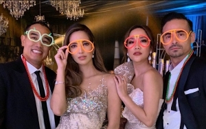 Nia Ramadhani Gagal Pose Seksi Pakai Dress Transparan di Kondangan Gara-Gara BCL, Kok Bisa?