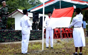 Suku Terpencil Mause Ane Maluku Ikut Upacara 17 Agustus Untuk Pertama Kali