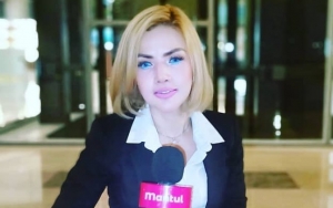 Barbie Kumalasari Lagi-Lagi Pamer Cincin Berlian, Aksi Nyemil Disindir Cuek Galih Ginanjar Masuk Bui