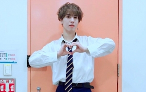 Pria Sejati, Manisnya Yugyeom GOT7 Bantu Cewek Kesusahan Angkat Koper di Bandara