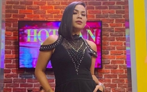 Melaney Ricardo Buang Gaya Glamor Sehari Bak Tukang Jamu, Tampil Polosan Nyeker Tuai Pujian