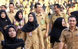 Bayaran PNS Tak Naik di 2020, Kemenkeu Janji THR dan Gaji ke-13 Bakal Lebih 'Nendang'