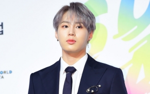 SOBA 2019: Visual Ha Sungwoon di Blue Carpet Bikin Kagum, Fans Puji Habis-Habisan