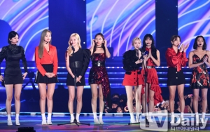 SOBA 2019: Twice Borong Piala, Ini Daftar Pemenang Lengkap Hari Pertama