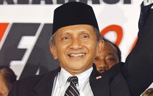 Amien Rais Minta Presiden Jokowi Tunda Pemindahan Ibu Kota