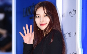 Kecantikan Suzy dengan Warna Rambut Mencolok Dipuji Menyilaukan