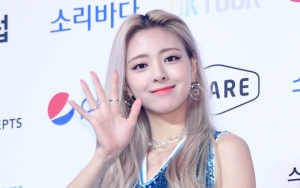 Kecantikan Yuna ITZY di K-World Festa Disorot, Ekspresi 'Aneh' Chaeryeong Justru Curi Fokus