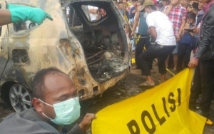 Terungkap, Istri Sewa 4 Eksekutor Untuk Bunuh Suami-Anak Lalu Mayatnya Dibakar Dalam Mobil