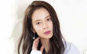 Song Ji Hyo Didesak Segera Menikah Gara-Gara Posting Ini