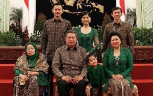 Annisa Pohan Turut Beri Doa Atas Wafatnya Ibunda SBY, Pajang Foto Mendiang Bareng Sang Cucu