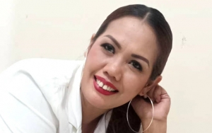 Disumpahi Mati Gara-Gara Ganggu Suami Orang, Ely Sugigi: Umur Saya Akan Panjang Seperti Gigiku