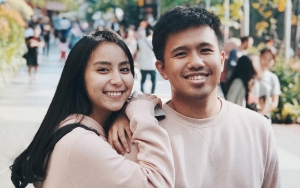 Kekasih Joshua Suherman Beri Tanggapan Saat Wajahnya Dikritik Makin 'Nakal'