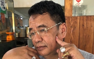Hotman Paris Sindir Farhat Abbas ‘Kompor’ Elza Syarif Untuk Tempuh Jalur Hukum