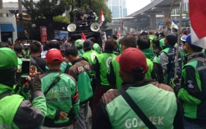 Mitra GoJek Gelar Aksi di Kedubes Malaysia Usai Bos Taksi Kembali 'Berulah'