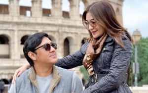 Andre Taulany Akhirnya Pajang Lagi Foto Bareng Istri Usai Kasus Hina Prabowo 'Tenggelam'