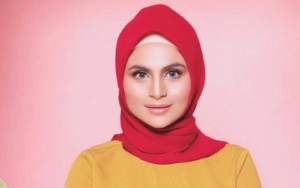 Klarifikasi Soal Foto Lepas Hijab, Asha Shara: Itu Foto Lama